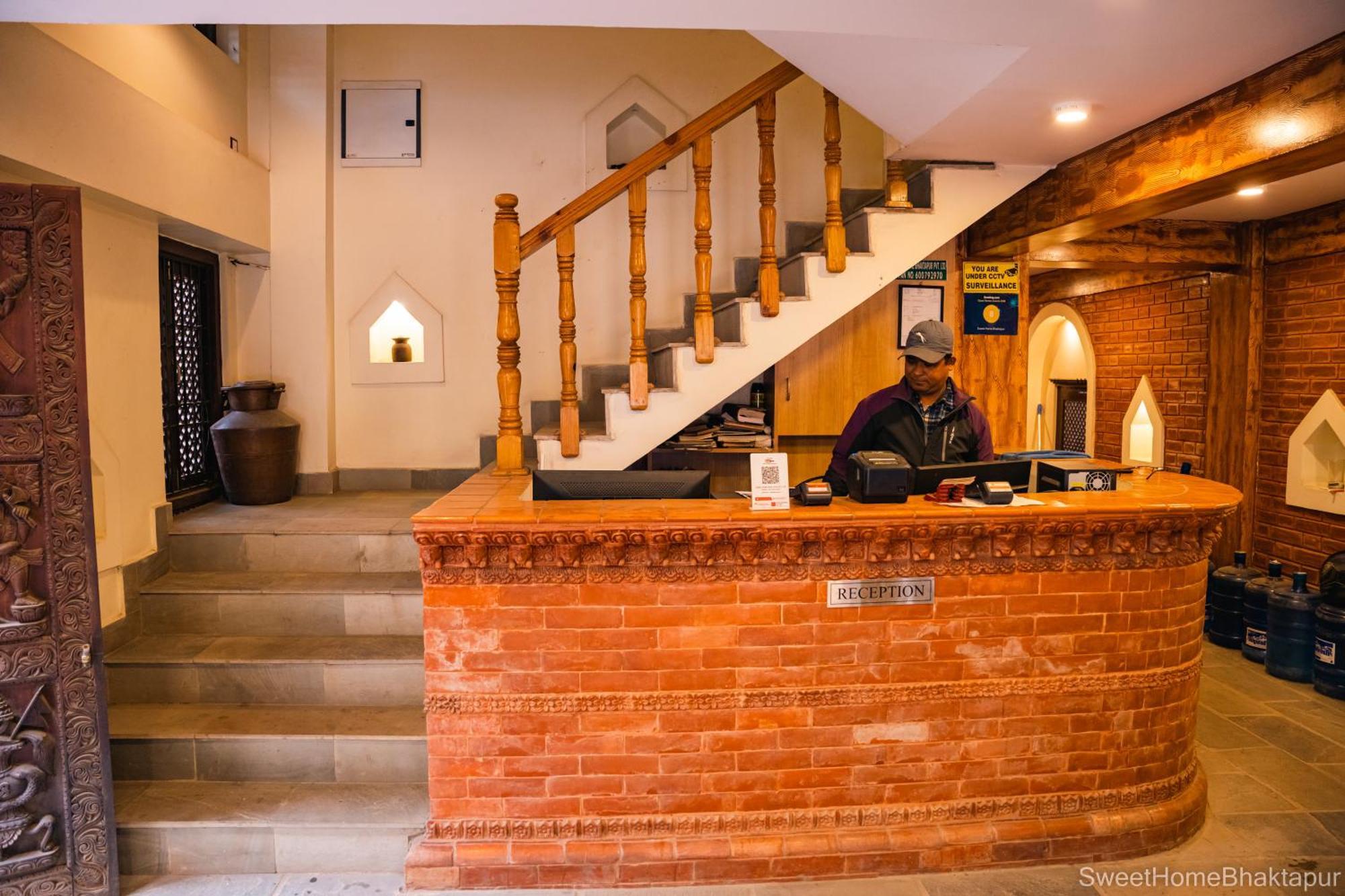 Hotel Sweet Home Bhatgoan Exterior foto