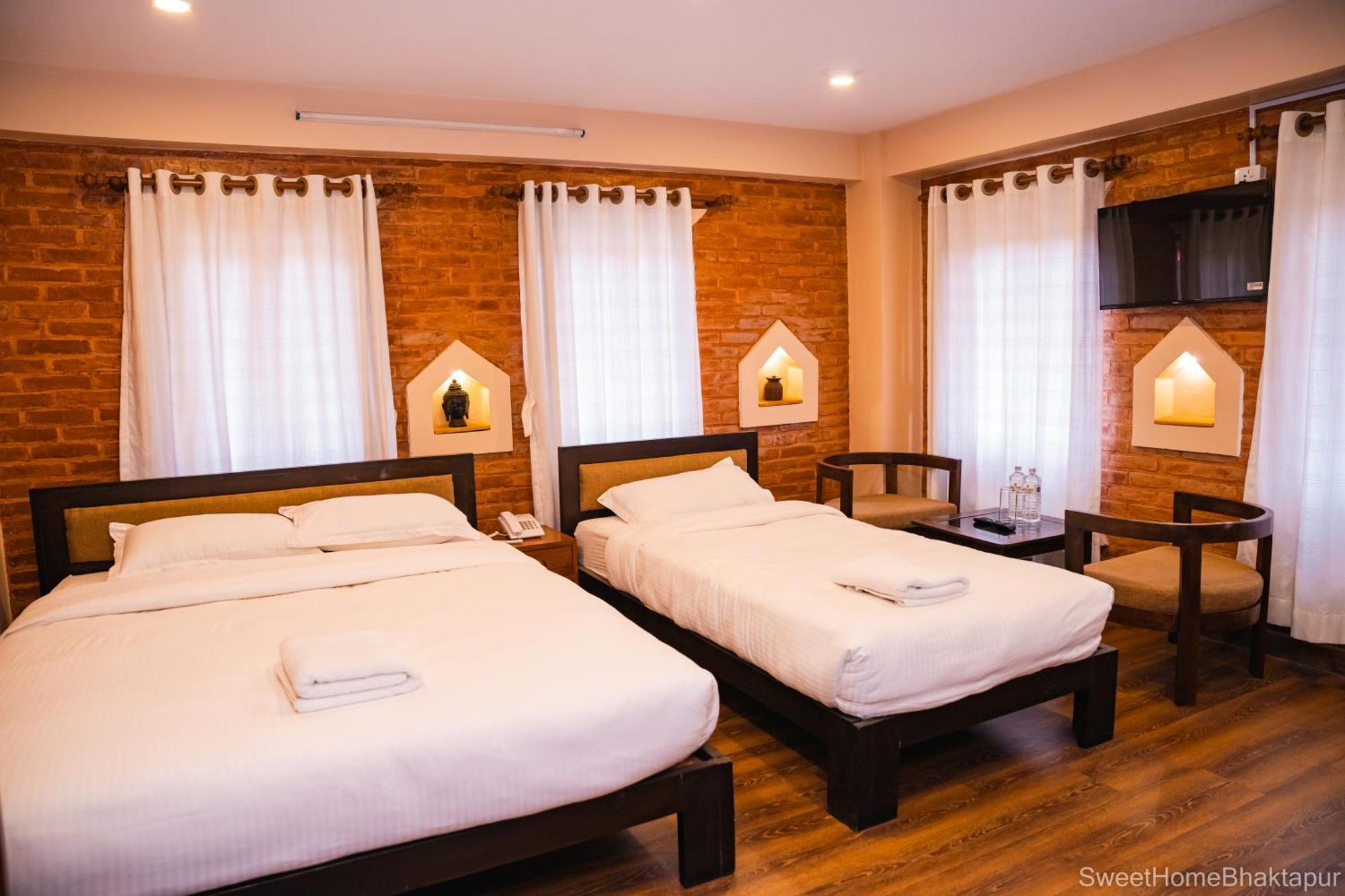 Hotel Sweet Home Bhatgoan Exterior foto